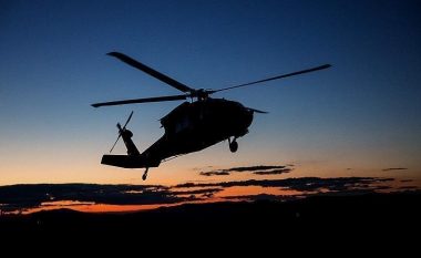 Bie helikopteri, 6 persona të vdekur në vend (VIDEO)