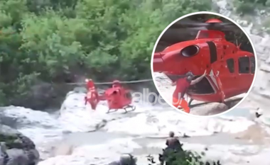 Rrëzohen nga lartësia dy turistë te “Syri i Ciklopit”, ndërhyn policia me helikopter (VIDEO)