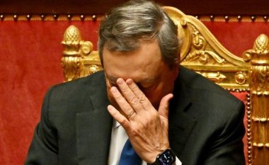 Kryeministri italian Mario Draghi dështon në përpjekjen për të “ringjallur” qeverinë, fiton votëbesimin por jo mbështetjen e partive