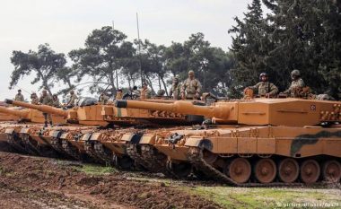 “Frika” nga Turqia, Greqia blen tanke nga gjermanët dhe korveta nga italianët