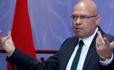 Nëse Autoriteti i Dosjeve nuk vihet nën përgjegjësi penale, Shqipërisë i vihet “vula” si shtet mafioz