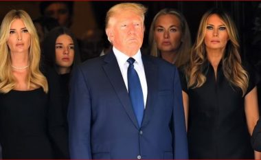 “Në ceremoni edhe Melania”, Trump-ët mblidhen për t’i dhënë lamtumirën bashkëshortes së parë të ish-Presidentit të SHBA (FOTO LAJM)