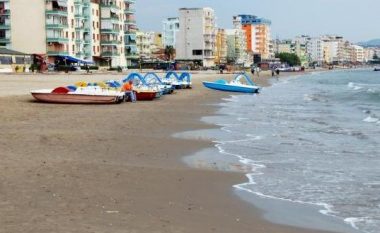 Mbytet një grua në bregdetin e Durrësit