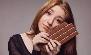 Pse trupi ynë kërkon çokollatë kur jemi të stresuar