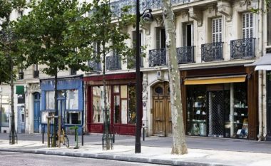 Qeveria Franceze urdhëron dyqanet të mbyllin dyert për të reduktuar mbeturinat e energjisë
