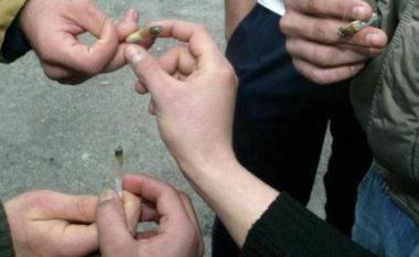 “E blej 10 mijë deri në 3500 lekë…”! Tirana ‘mbytet’ nga droga dhe përdoruesit, zona e Astirit kthehet në “geto”
