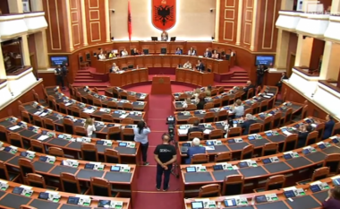 Kërkesa e Berishës për ngritjen e komisionit hetimor për skandalin “McGonigal”, mblidhet sot konferenca e kryetarëve