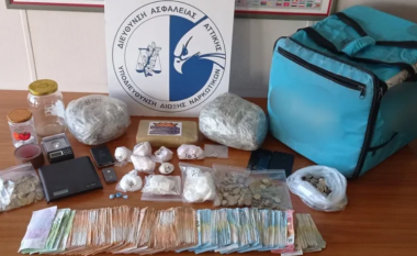 Trafikonin lëndë narkotike në kutitë e ushqimeve, arrestohen 2 shqiptarë në Greqi