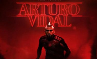Flamengo prezanton Vidalin në stilin e serialit të famshëm në Netflix (VIDEO)