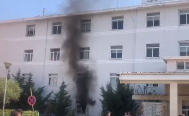 Zjarri në spitalin e Fierit, reagon policia: Flakët u shuan, nuk ka të lënduar