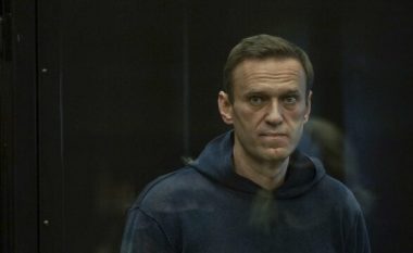 Armiku i tij i betuar krijon sindikatë në burg, Putin e fut në izolim, Navalny: Jam në një lukuni betoni