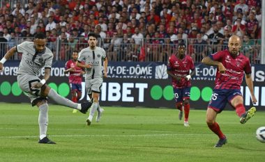 Shkëlqen Messi, PSG dhuron show (VIDEO)