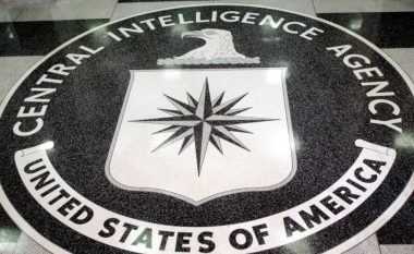 CIA paditet për përgjimin e dyshuar të avokatëve, gazetarëve që takuan Juian Assange