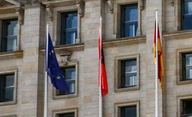 Ambasada shqiptare në Gjermani bën njoftimin e rëndësishëm për shqiptarët (FOTO LAJM)