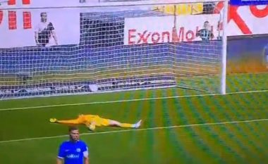 Për këtë do të flitet gjatë, portieri shënoi gol nga 70 metra! (VIDEO)
