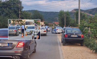 Aksident i rëndë në Pogradec, makina përplaset me motorin, lëndohen atë e bir