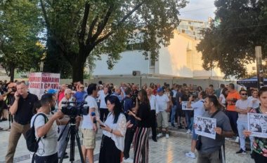 Protesta për tragjedinë e Himarës, Berisha dhe Meta pritet t’i bashkohen qytetarëve