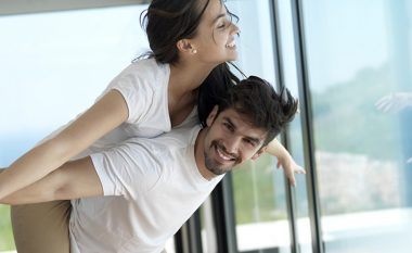 5 mënyra që ndihmojnë në krijimin e një marrëdhënieje emocionalisht të shëndetshme