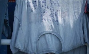 Emigrantët shkruajnë mbi bluza numrat e telefonit: Nëse mbytem, ​​njoftoni familjen time