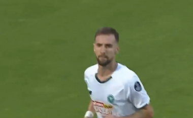 Ky lojtar nuk di të shënojë gola, por vetëm super gola, shijojeni “perlën” e Çekiçit (VIDEO)