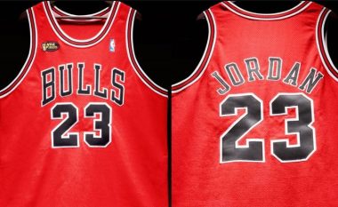 Fanella historike e Michael Jordan, mund të shitet në ankand për 5 milionë dollarë