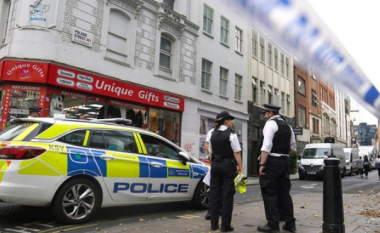 Sulm me thikë në qendër të Londrës, raportohet për viktima