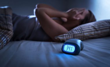 Çfarë do të thotë nëse zgjoheni shpesh midis orës 1 dhe 3 të mëngjesit? Në një rast, ju duhet të shqetësoheni