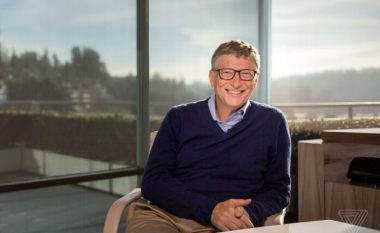 Çfarë lloj telefoni përdor Bill Gates?