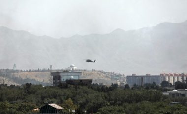 Po stërviteshin me helikopterin amerikan, 3 talebanët vdesin pasi u përplasën në kampusin e universitetit