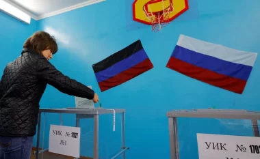 Rusia pretendon se ka fituar në referendumet “e rreme” në zonat e okupuara të Ukrainës