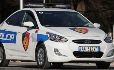 Shpërndanin “të bardhë” në Tiranë, arrestohen 3 të rinj