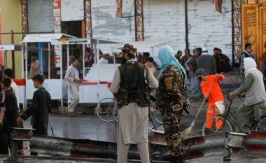 Shpërthim i frikshëm në një xhami në Afganistan, të paktën 18 viktima