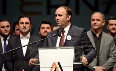 Maqedoni e Veriut, Alternativa: Sali dhe Aliti janë ndër kuadrot më të suksesshëm, nuk ka arsye për rikonstruktim të Qeverisë