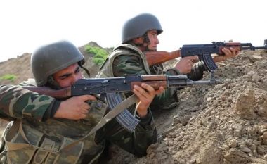 Luftimet Armeni-Azerbajxhan, vriten rreth 100 ushtarë