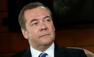 Medvedev: Rusia po lufton një betejë të shenjtë kundër Satanit