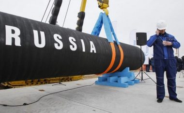 A do të ulet çmimi tavan për naftën ruse?