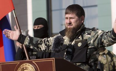 Lideri çeçen fyen rusët që nuk pranojnë rekrutimin në ushtri: Jeni frikacakë, qënie e dorës së dytë