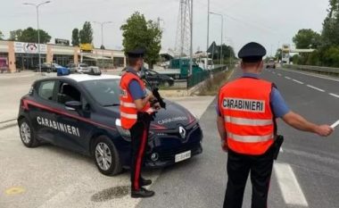 Kokainë me vlerë 10 milionë euro dhe arma plot fishekë, arrestohet narkotrafikanti shqiptar në Itali