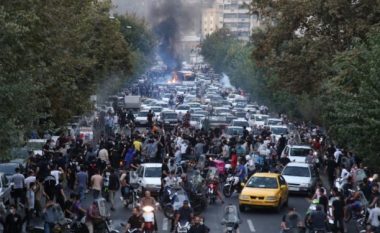 Protestat në Iran, të paktën 57 persona rezultojnë të vrarë