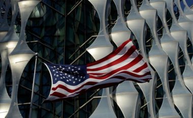 Ambasadorët amerikanë mirëpresin zbatimin e marrëveshjes për dokumentet