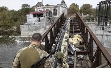 Rusia i jep fund tërheqjes së civilëve përpara betejës së Khersonit