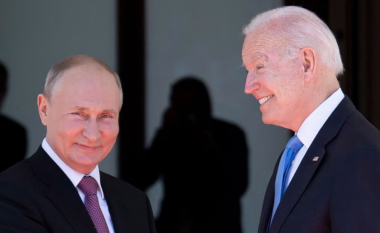 Samiti i G20, Biden shprehet pozitiv për takim “kokë më kokë” me Putinin