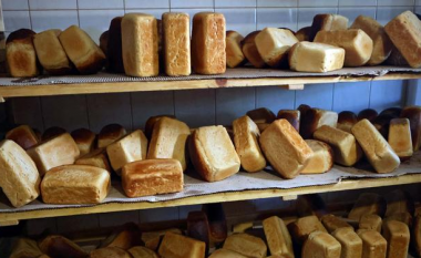 Prodhuesit e bukës kërkojnë uljen e TVSH-së për të parandaluar ndikimin e krizës nga Europa