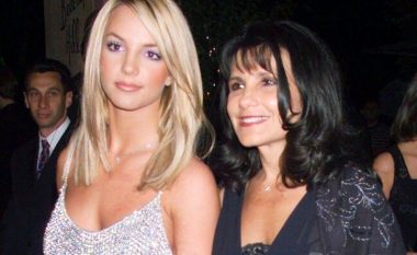 Mamaja e Britney Spears i lutet publikisht këngëtares që të pajtohen: Kërkoj falje për çdo gjë
