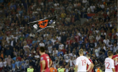 Tetë vite nga droni “AUTOCHTHONOUS” në Beograd, ndeshja e futbollit që “ngriu” zemrat e shqiptarëve