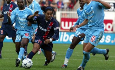 20 vite më parë, Ronaldinho bëri magjinë e tij kundër Marsejës
