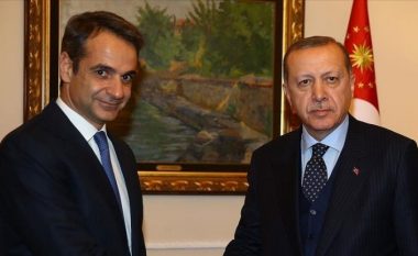 TENSIONET/ A do të takohen Erdogan dhe Mitsotakis në Pragë? Flet zëdhënësi i qeverisë greke