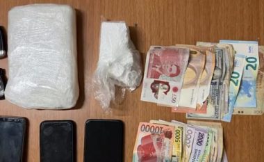 EMRAT/ Sekuestrohet kokainë në Tiranë, dy të arrestuar, në kërkim “klienti”