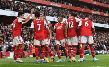 Skena tronditëse në Premier League: Ndeshja e Arsenalit ndërpritet!