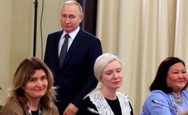 Putin takon nënat e ushtarëve rusë: Ndaj dhimbjen me ju